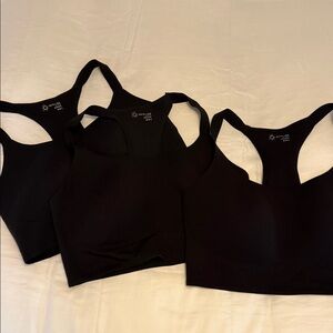 Aerie OFFLINE Real Me Hold Up! Racerback Sports Bra Black